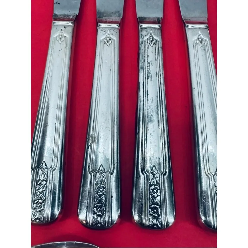 Wm Rogers 27 pc
